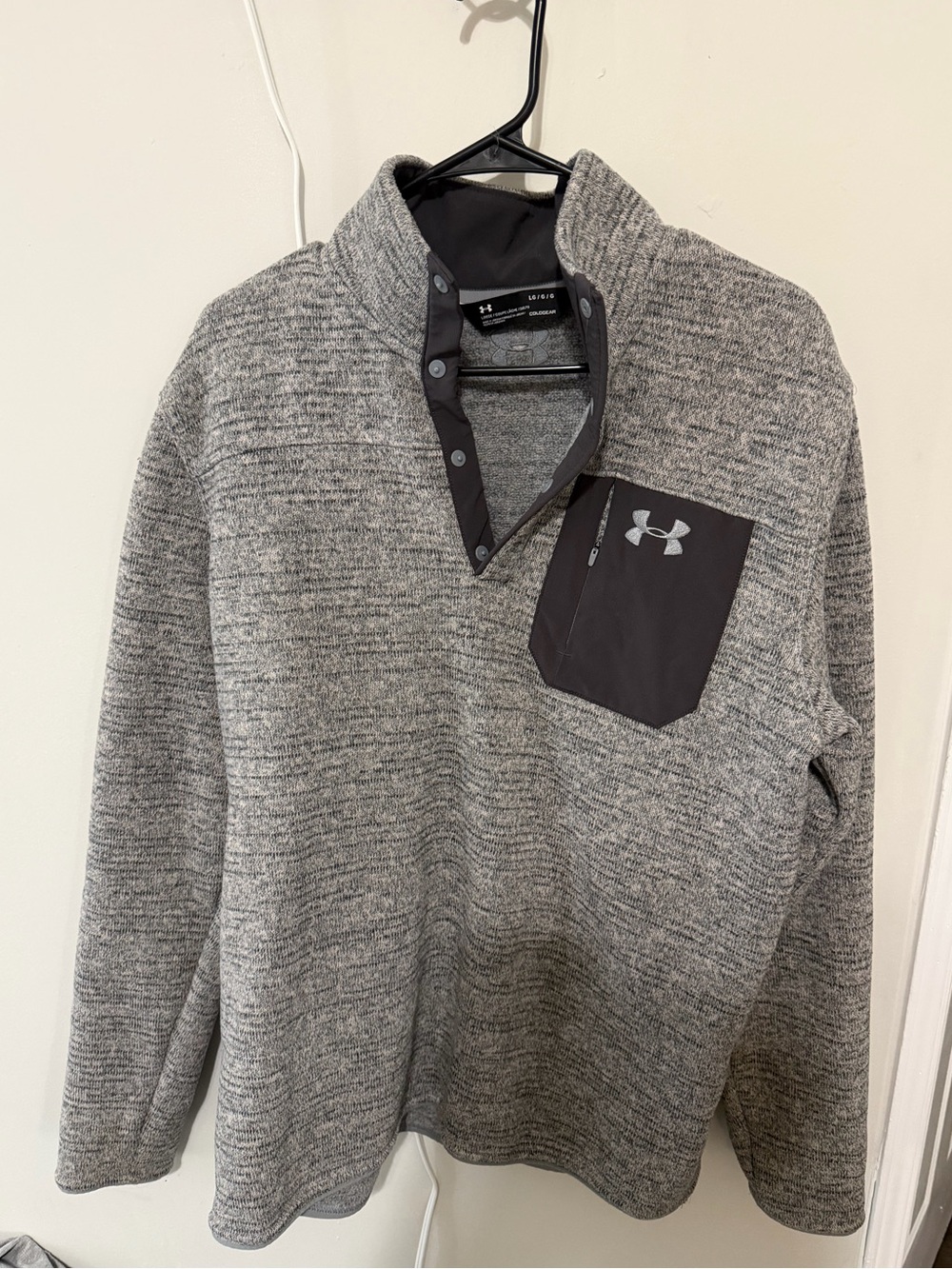 Under Armour Men’s Gray Half-Snap Zip Pullover with Chest Pocket